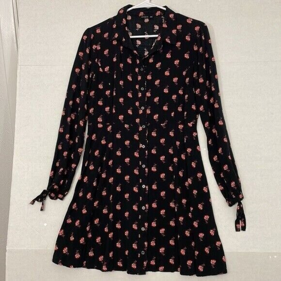 Cotton On Shirt Dress, Mini Length, Viscose, Black with Red Floral, Medium - Picture 1 of 10